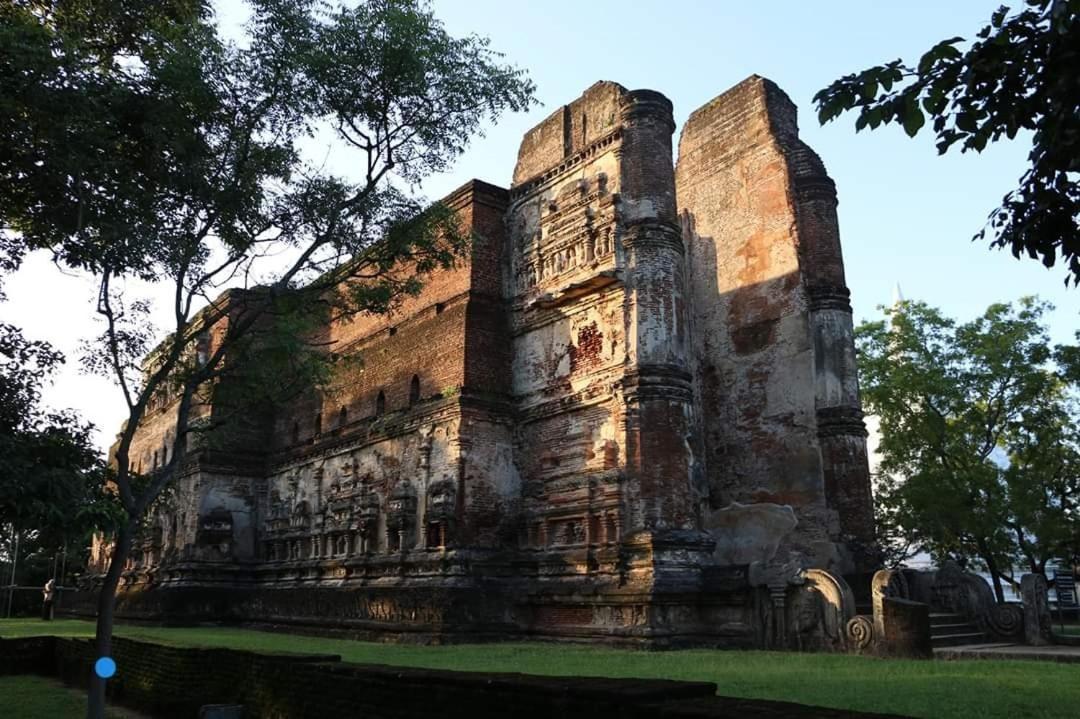 River Nature Park Polonnaruwa Buitenkant foto