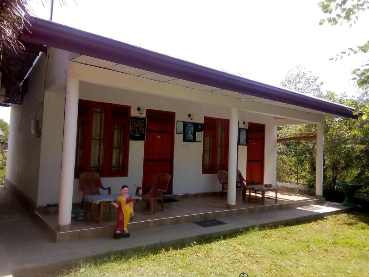 River Nature Park Polonnaruwa Kamer foto